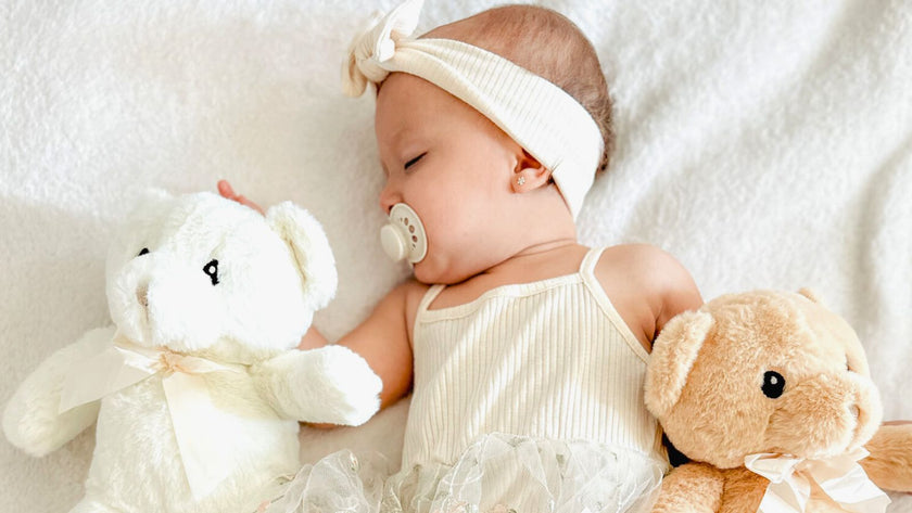 What Makes a Teddy Bear an Ideal Gift for Newborns?