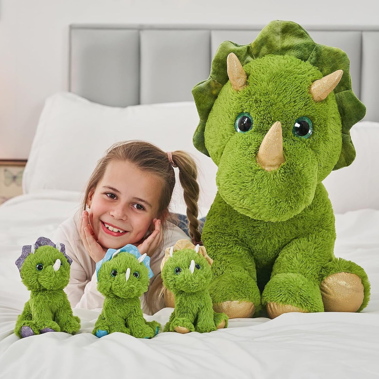 Triceratops Stuffed Animals Bulk - 4 Pcs Green Dinosaur Plush Toys - Stuffed Animal Babies with Their Mom - Mini Dinosaur Babies Plush for Little Girls Boys - Kids Jurassic Park Pretend Play Games