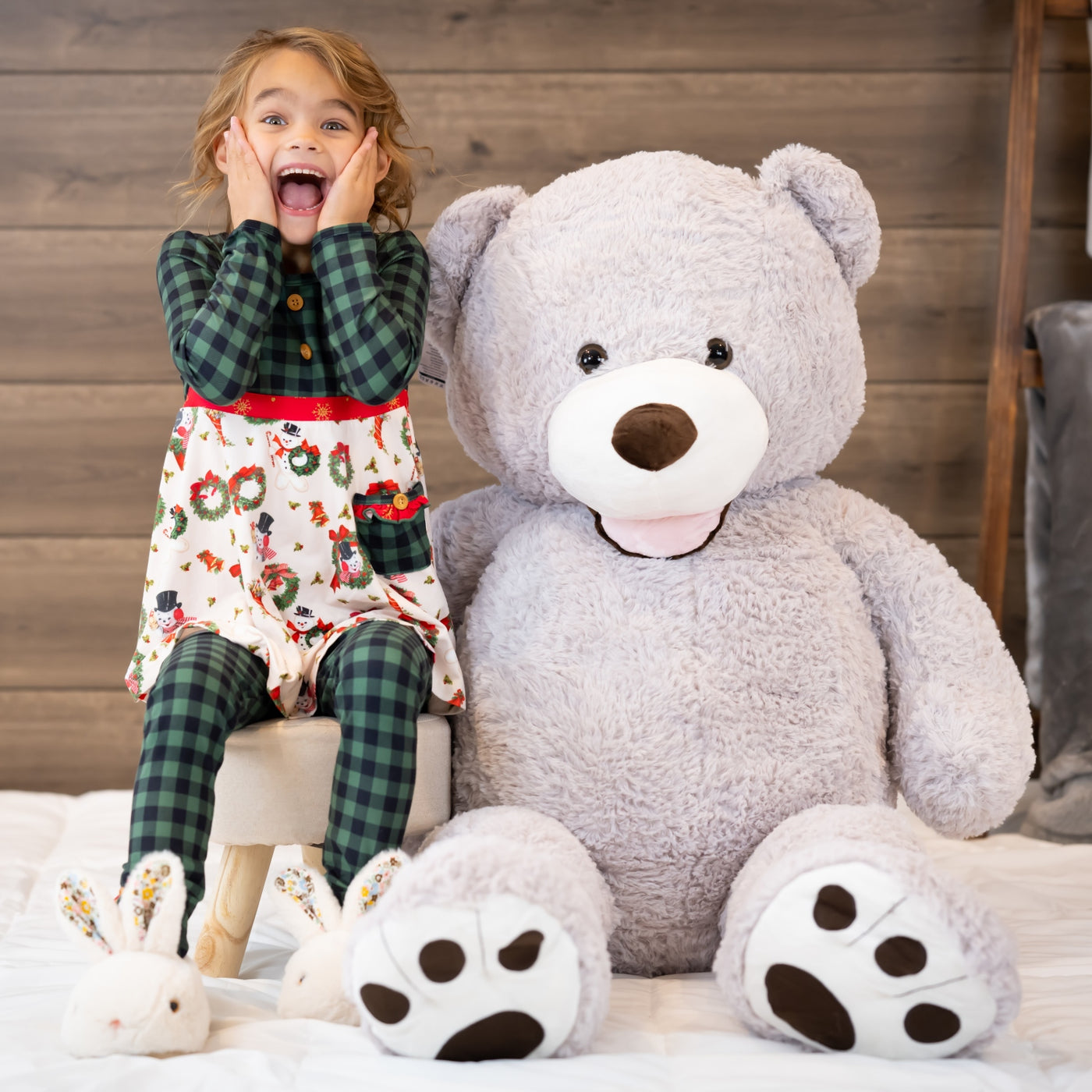 Giant Teddy Bear Stuffed Animal Toy, 51 Inches