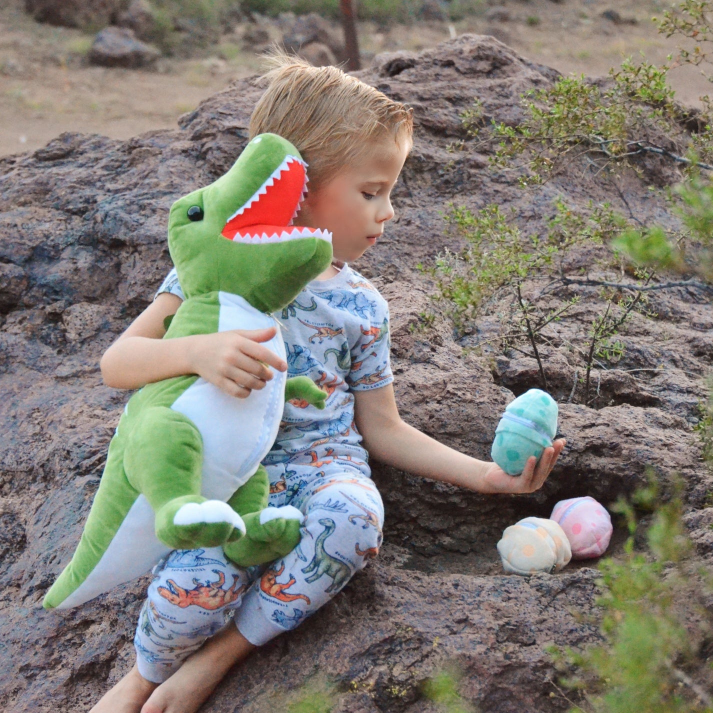Dinosaur Stuffed Toy with 3 Baby Dinosaurs, Green/Pink, 23.6 Inches