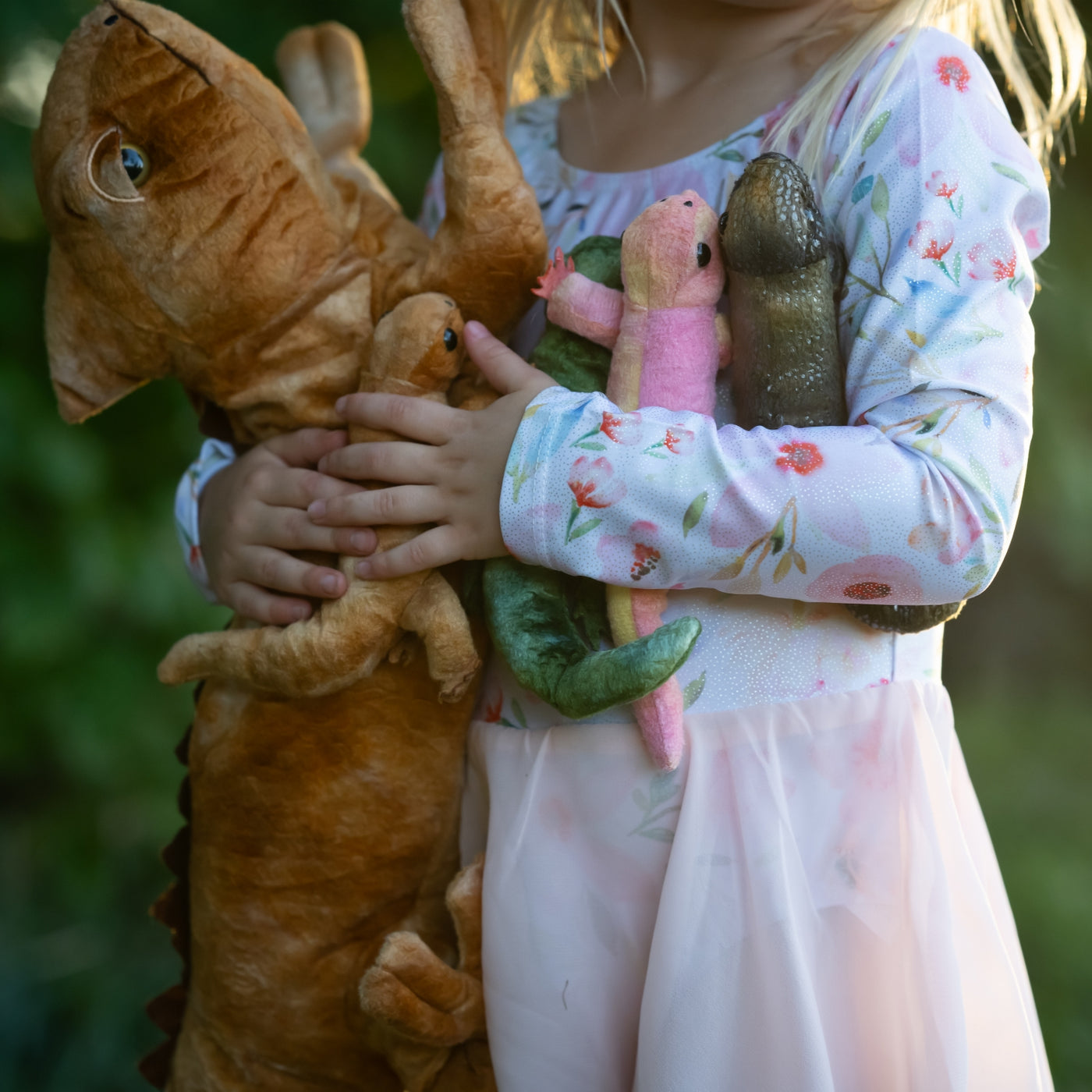 Lizard Stuffed Animal Toy, 26.8 Inches - MorisMos Stuffed Animals