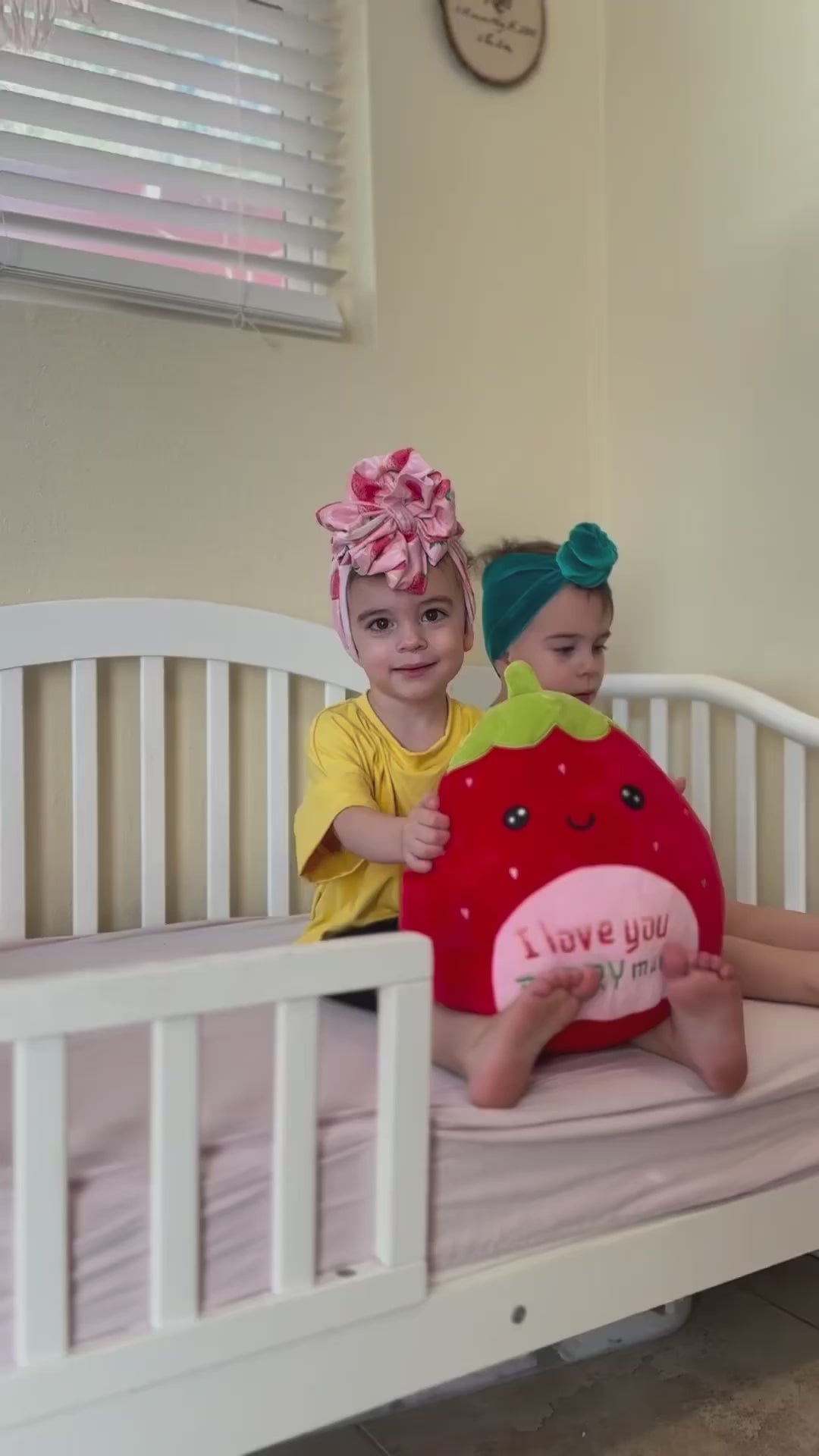 Take a look at this adorable strawberry plush toy! Every single detail has been designed to perfection and it effortlessly brings a fun vibe to any room decor. It's crafted from a super soft fabric and filled with squishy PP cotton that you'll love cuddling up with. Whether for kids or adults, this plush toy makes an excellent gift.