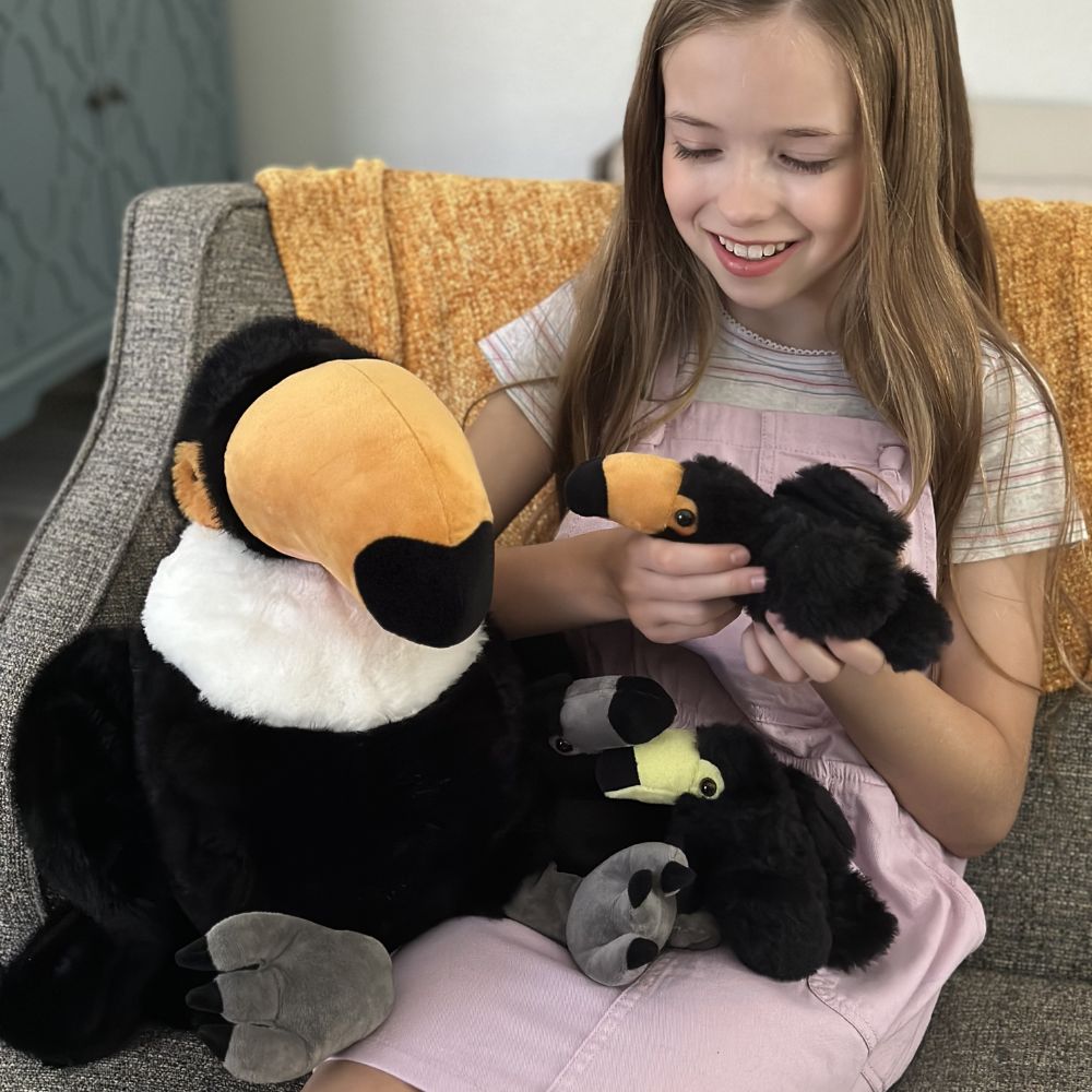 4 Pcs Toucan Stuffed Animals, Black, 23.6 Inches