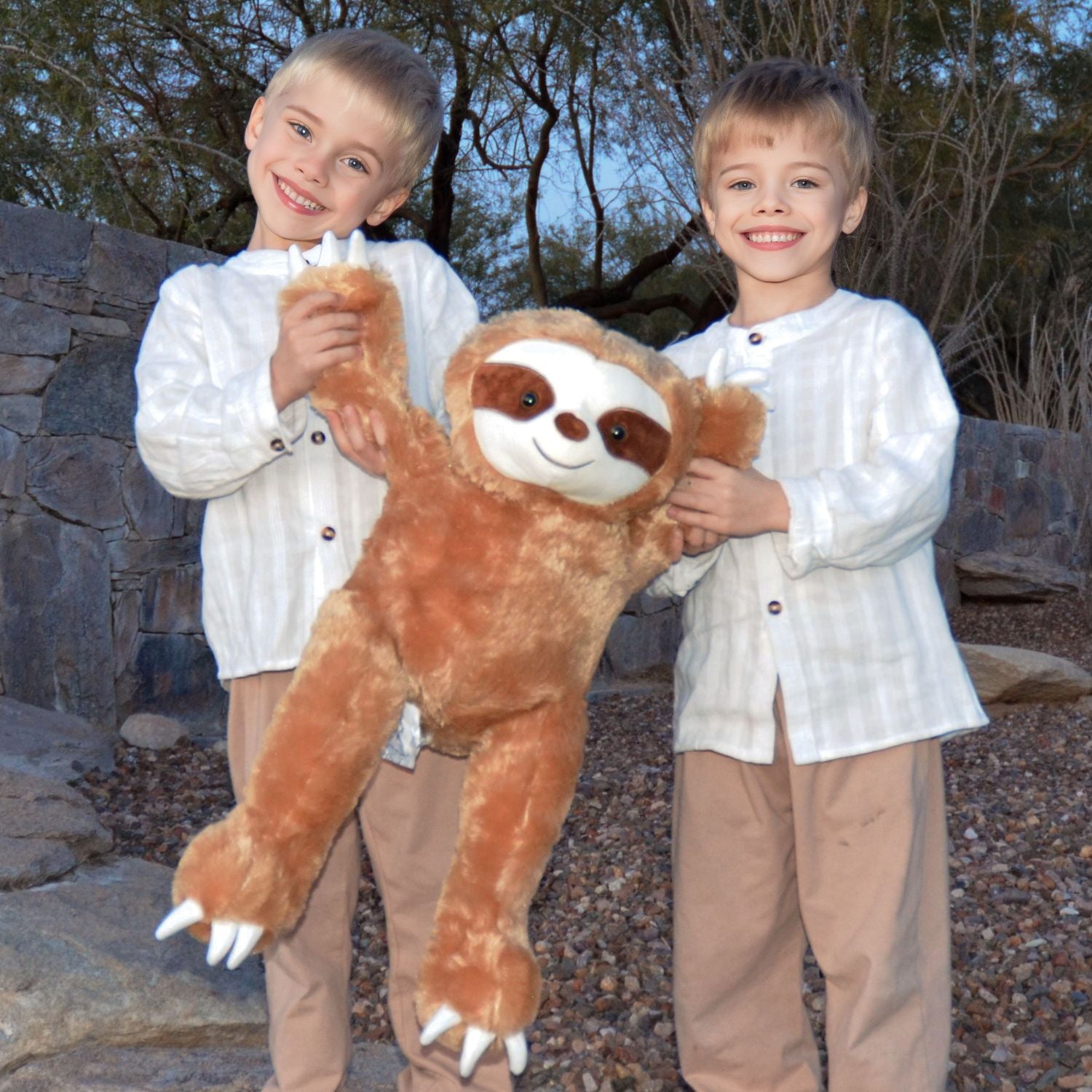 Sloth Mom Plushie with Four Babies, 23.6 Inches